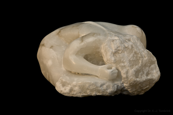 067_Der Frosch0001_Alabaster_Tombrink_Skulptur