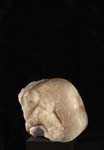071_Gehockt01_Alabaster_Tombrink_Skulptur